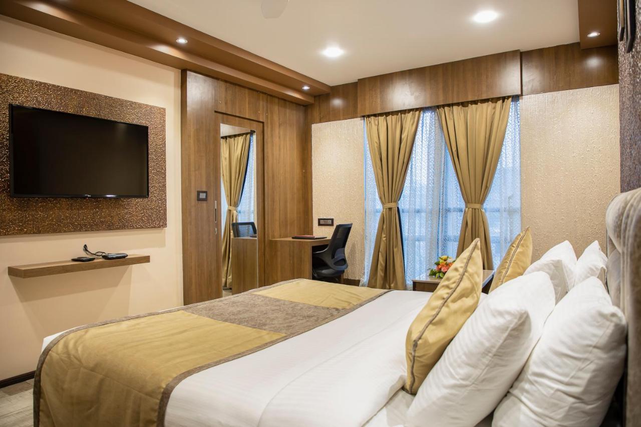 Hotel Rajmahal Guwahati Eksteriør bilde