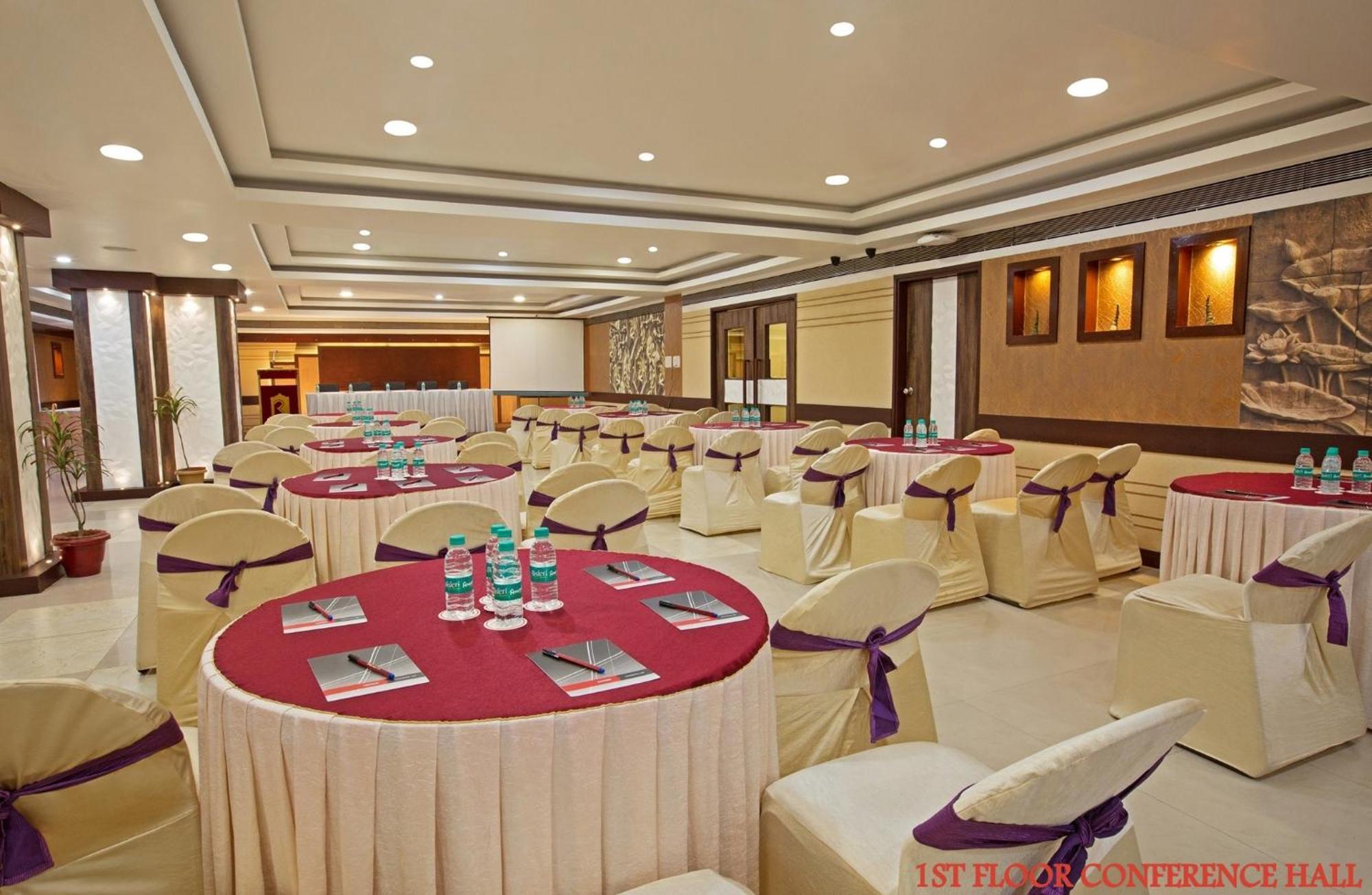 Hotel Rajmahal Guwahati Eksteriør bilde