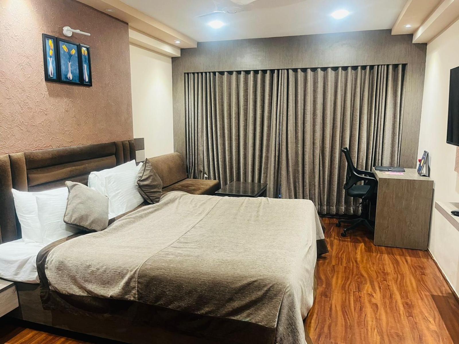 Hotel Rajmahal Guwahati Eksteriør bilde