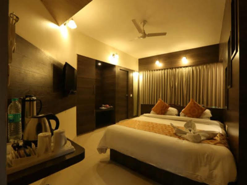 Hotel Rajmahal Guwahati Eksteriør bilde